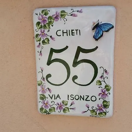 Le Mansarde Di Via Isonzo Apartment Chieti Exterior photo